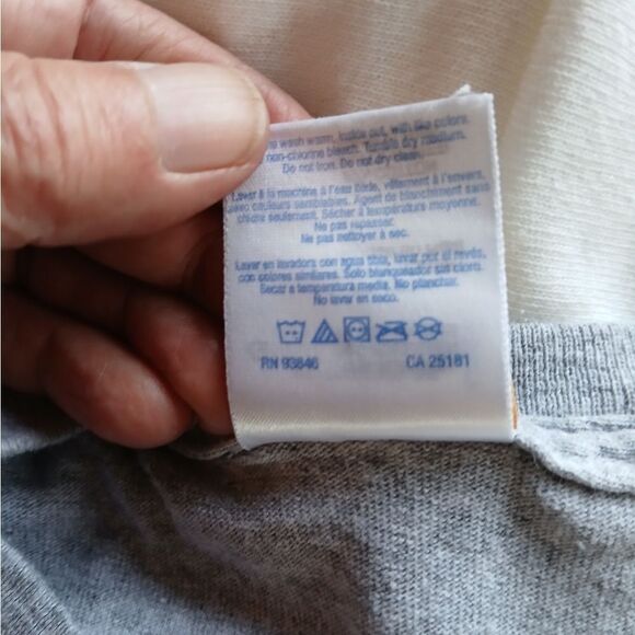 Vintage Snoopy Christmas T-Shirt " I put the Cool in Christmas " SIZE L - Picture 6 of 8